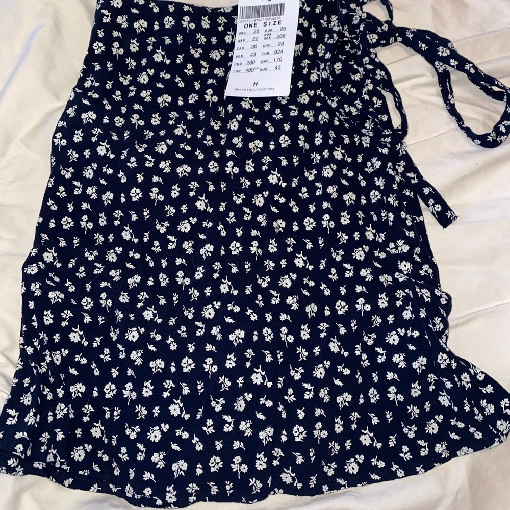 Brandy Melville Genevieve Skirt One Size